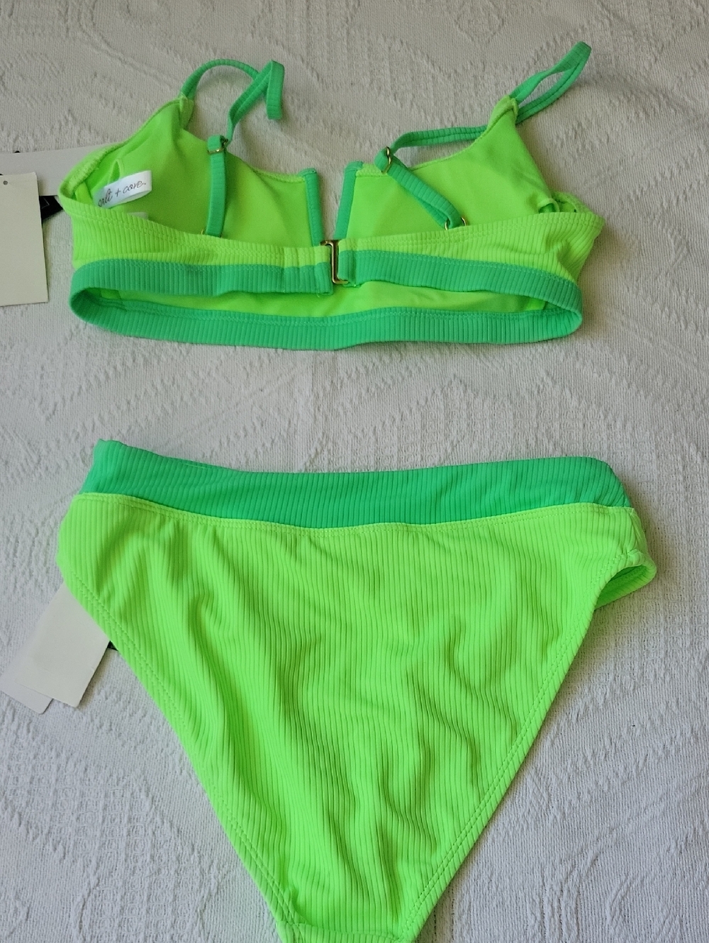 Salt + Cove Juniors 2-Piece V-Wire Bralette Bikini Swimsuit Set, Green, Small - Picture 4 of 5